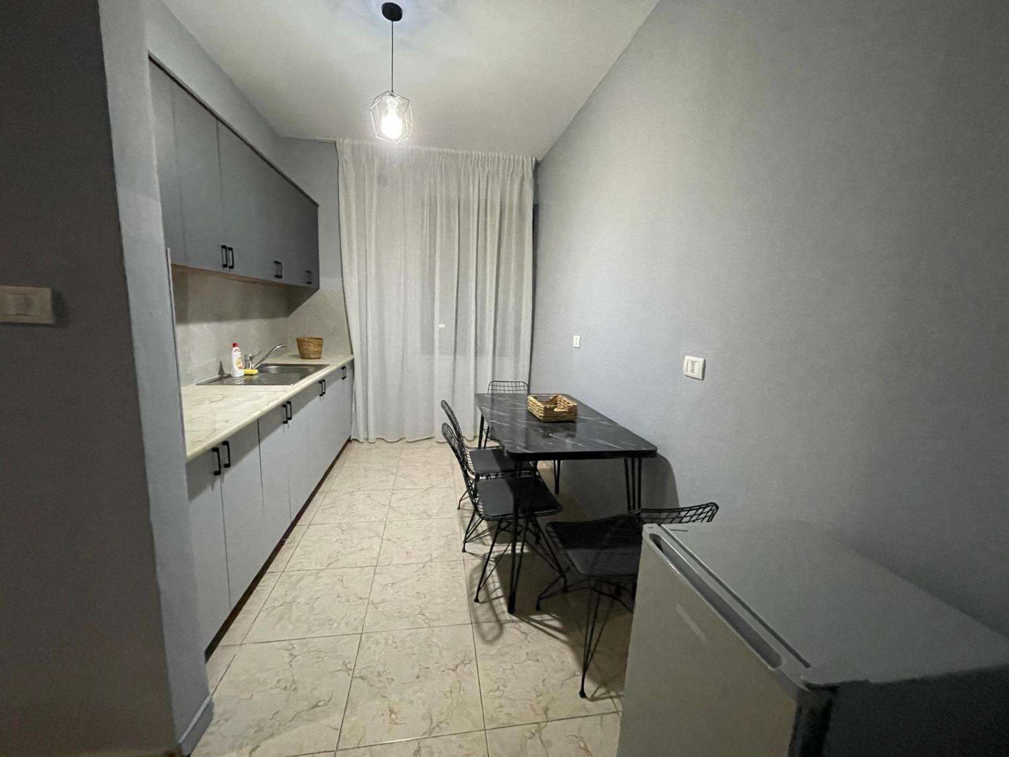 Super House 2 Blloku - 3 Rooms Tiranë Eksteriør bilde