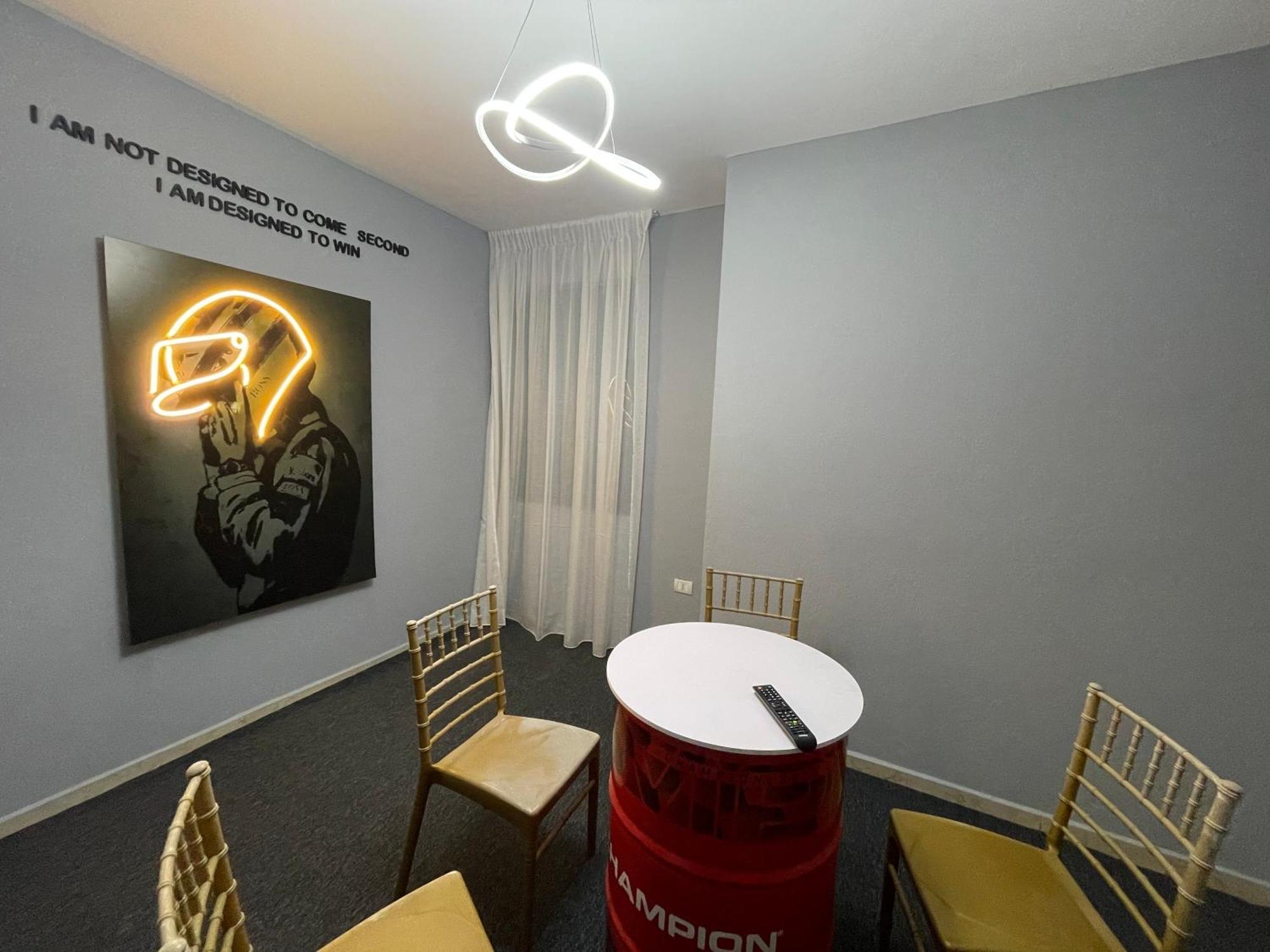 Super House 2 Blloku - 3 Rooms Tiranë Eksteriør bilde